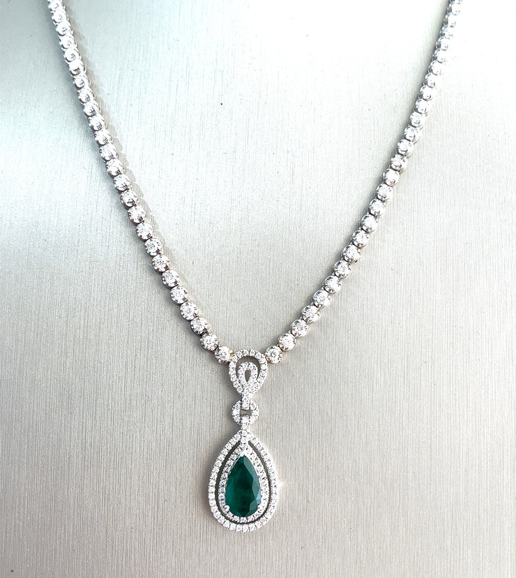 1.69 ctw Natural Emerald Diamond Necklace in 18k White Gold