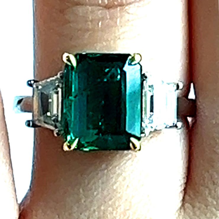 3.46 ct Emerald with 0.82 ctw Diamond Trapezoids Ring