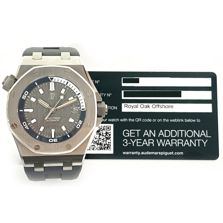 Pre-owned ROYAL OAK OFFSHORE DIVER SLATE GREY DIAL 15720ST.OO.A009CA.01 with original box & cards like new