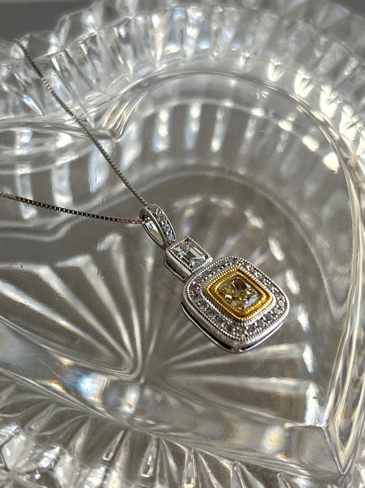 An angled view of the pendant.