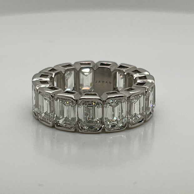14ct Emerald-Cut Diamond Eternity Band in Platinum