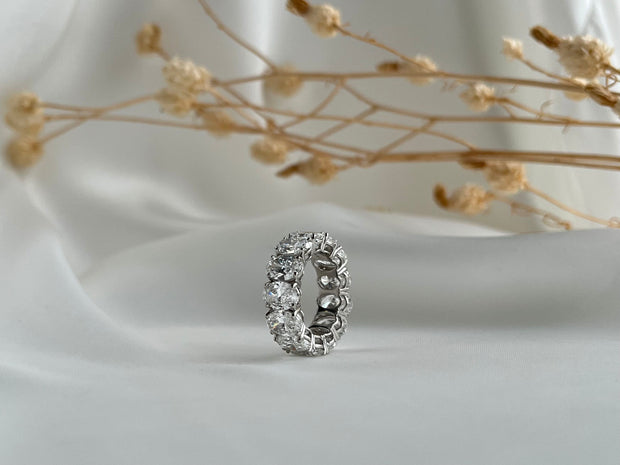 10ct Oval-Cut Diamond Eternity Band in Platinum