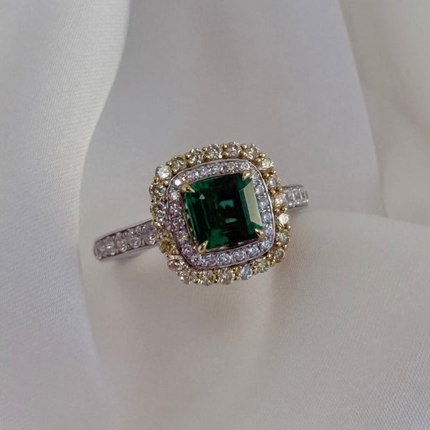 Emerald Ring With Yellow and White Diamond Double Halo