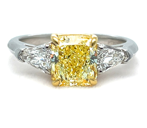 Platinum 18k Yellow Gold 2.15ct Fancy Yellow Radiant 0.60ctw Kite Diamonds