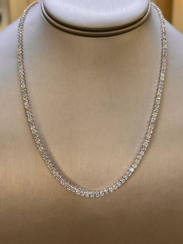 Diamond necklace app. 15.35 CTW Round Brilliant diamonds in 14K White Gold