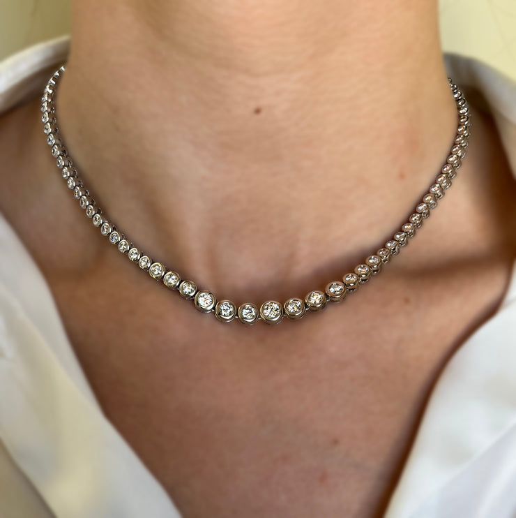 Bezel-Set Round Brilliant Diamond Necklace