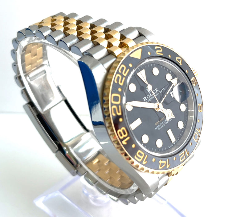 An agled view of the ROLEX GMT-MASTER II 126713GRNR.