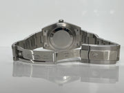 A detailed picture of the fold over crown deployment clasp closure.