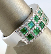 Emerald and diamond ring