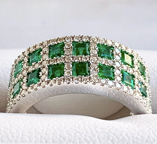 Emerald and diamond ring