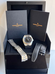 Full set with original box, papers, manual, warranty card and additional straps.