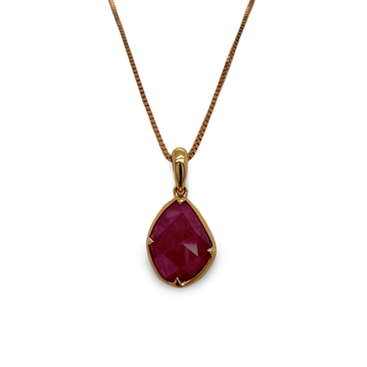 Ruby slice pendant featuring 1.91 carats of untreated ruby slices set in 18K and 14K rose gold, paired with a 14K rose gold 18-inch chain