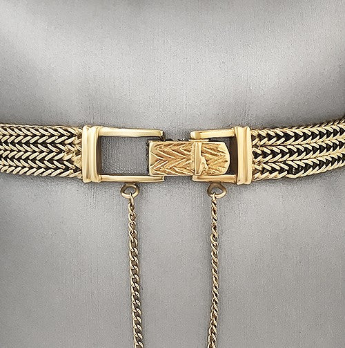 A rare find from a legendary Swiss watchmaker, known for its exceptional craftsmanship and timeless appeal.