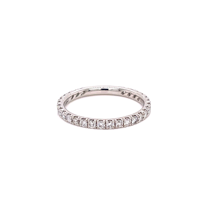 0.54ctw round brilliant cut diamonds for brilliant sparkle.
