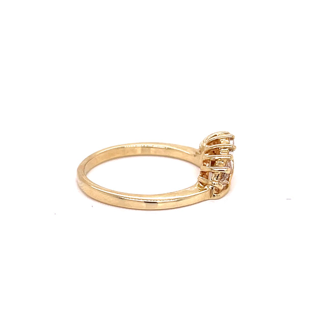 Diamond stacking band shown from the side.