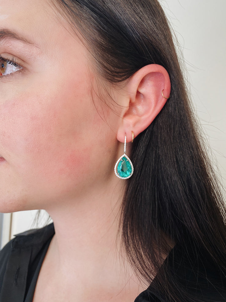 Emerald Dangle earrings