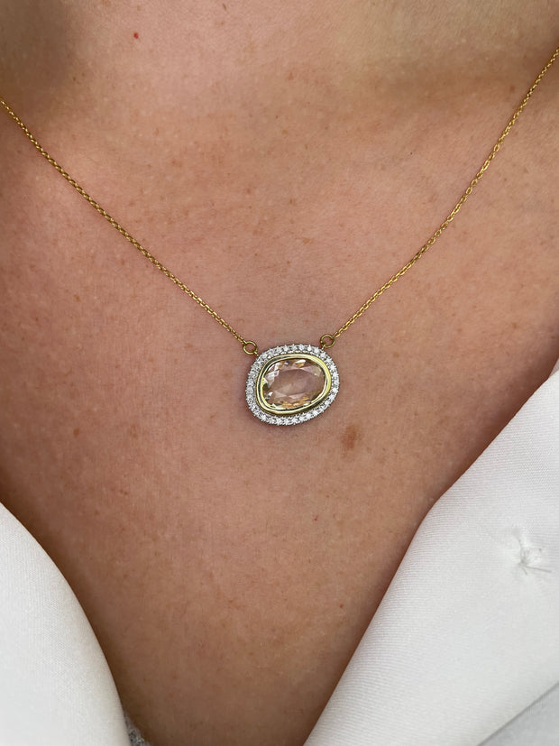 1.56 CT Sapphire 0.10 CTW Round Brilliant Cut Diamond Necklace set in 18 KWYG