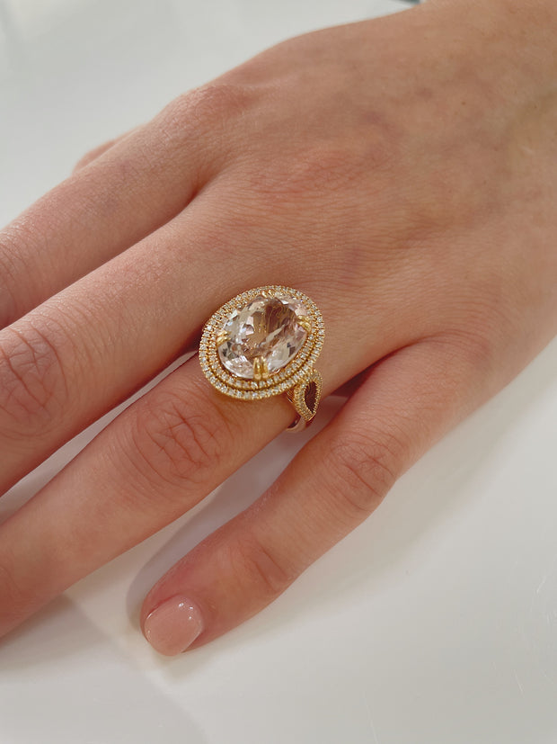 Morganite and diamond Rose gold ring