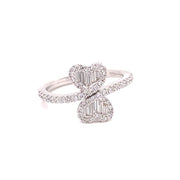 A close detailing of this double heart sweetheart ring.