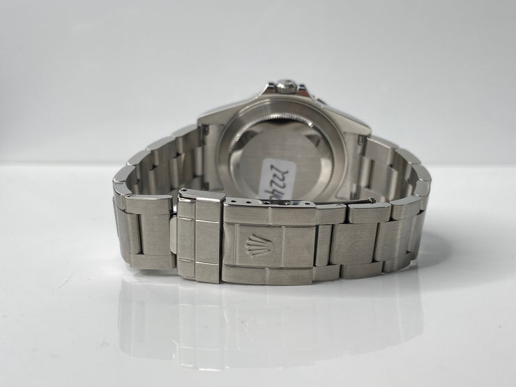 A clear backside view of the caseback and fold over crown clasp.