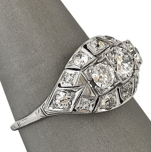 Equisit diamond Deco ring at any angle.
