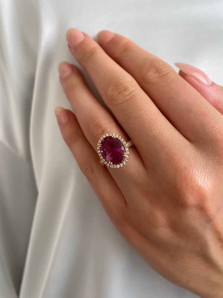 A distinctive luxury ring ideal for collectors, milestones, or statement wear.
