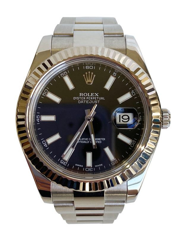 A close look at the fluted bezel on the Rolex Datejust Oyster Perpetual watch.