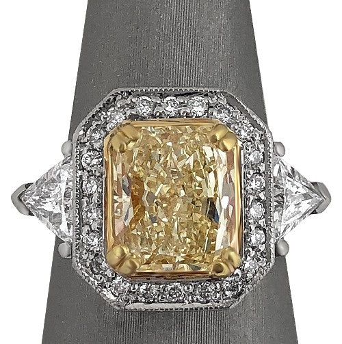 Fancy Yellow diamond ring