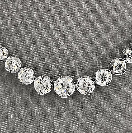 14.04 CTW Graduated Diamond Tennis Necklace in 18kt White Gold Riviera