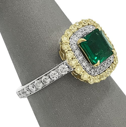 Emerald Ring With Yellow and White Diamond Double Halo