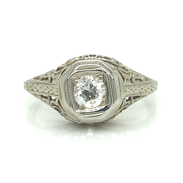 Front view of filigree setting with the center diamond.