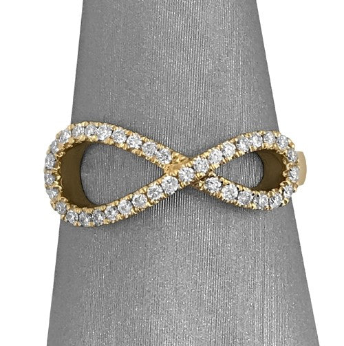 Features a graceful infinity loop design, symbolizing eternity.